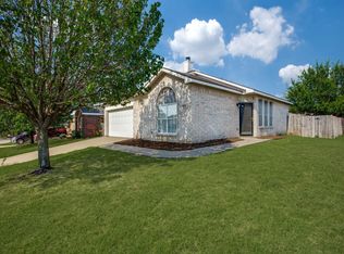 6449 Rainwater Way, Fort Worth, TX 76179