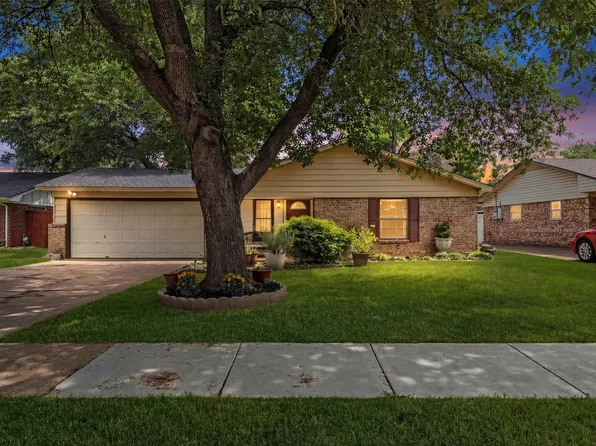 1132 Kris St, Irving, TX 75060