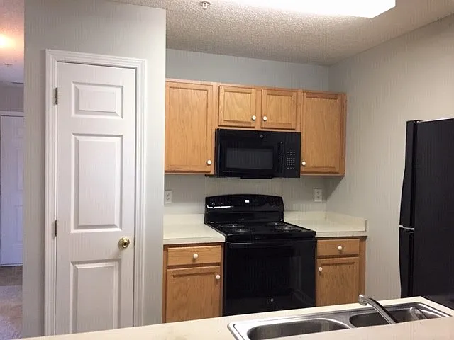 5110 Scarsdale Ave #103 — Photo 10