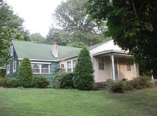43 Old Douglass Dr, Douglassville, PA