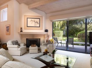 9542 Maple Ct, Carmel, CA 93923