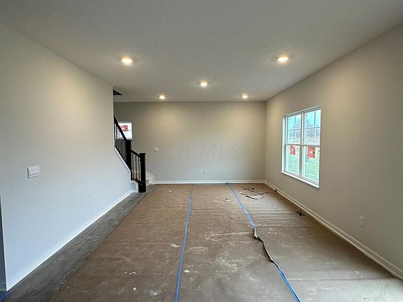 4th image of 181 Norland Dr