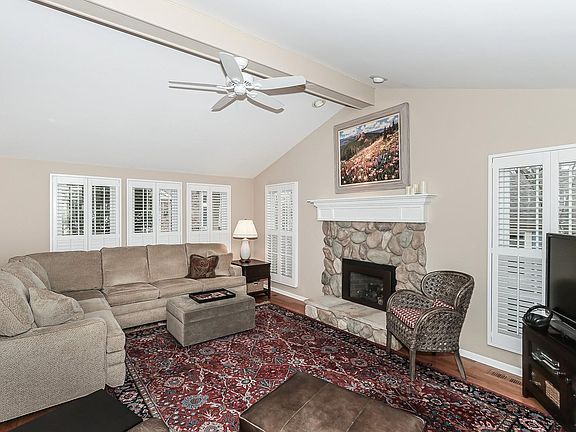 4th image of 147 Aberdour Ln