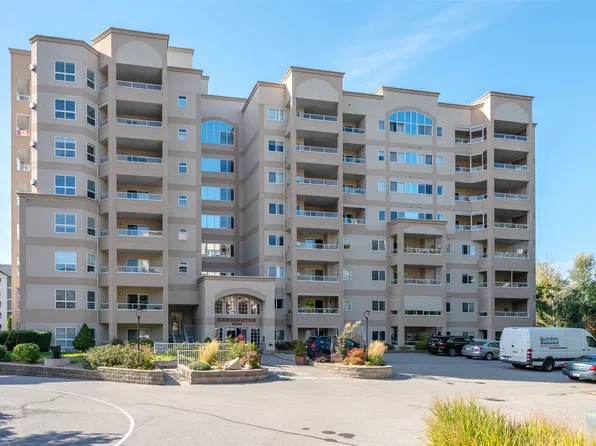 2255 Atkinson St #807, Penticton, BC V2A 8R7
