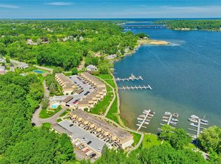 161 Bay Village Dr, Rochester, NY 14609