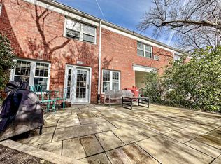 1806 Preston Rd, Alexandria, VA 22302