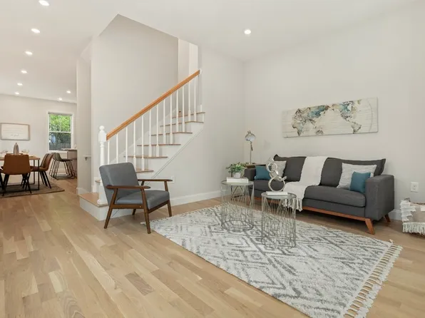 83 North St #83, Somerville, MA 02144