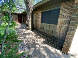 10209 Mayfield Rd, Houston, TX 77043