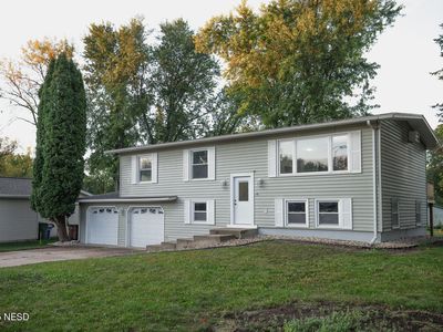 1722 Santee Trl, Brookings, SD, 57006