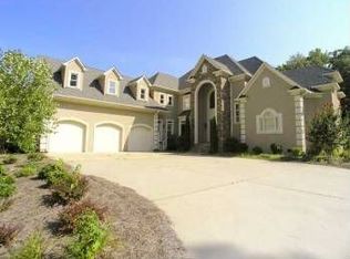 3588 Farmstone Dr, Kannapolis, NC 28081