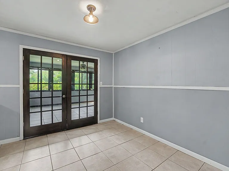 18 Silverstone Cir — Photo 10