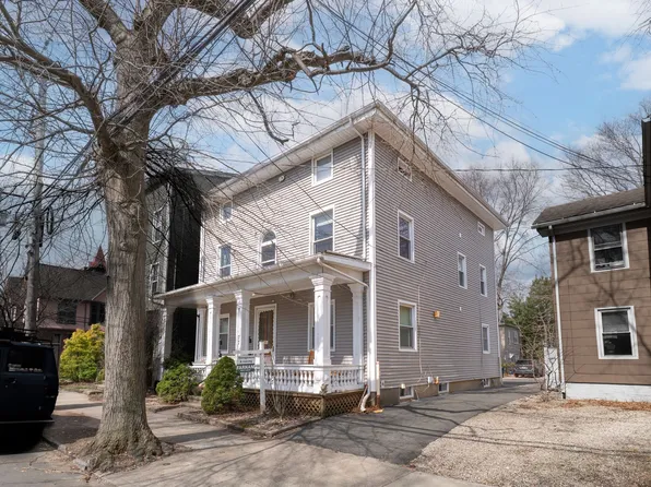 77 Edwards Street, 77 Edwards St #2L, New Haven, CT 06511