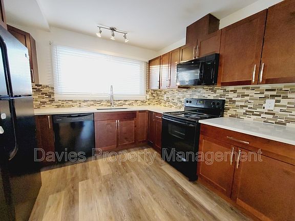 3rd image of 13444 113a St NW #1