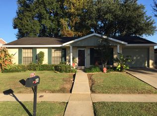 404 Thompson Dr, Lafayette, LA 70506