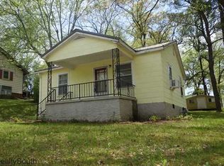 104 Holt Ave, Florence, AL 35630