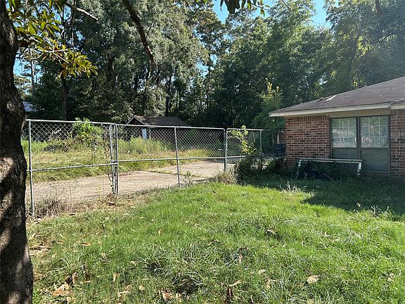 2nd image of 25910 Water Ridge Dr