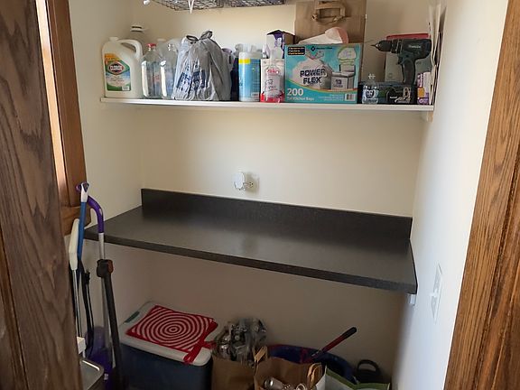 Kitchen pantry
