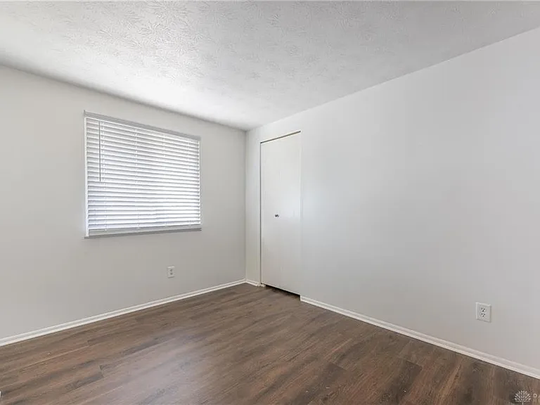 1643 Mars Hill Dr — Photo 11