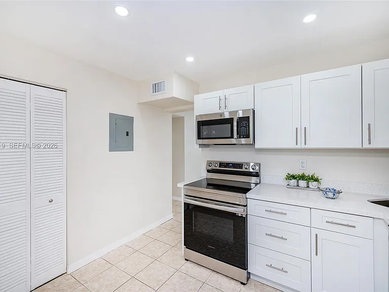 7705 SW 86th St #B-114 — Photo 16