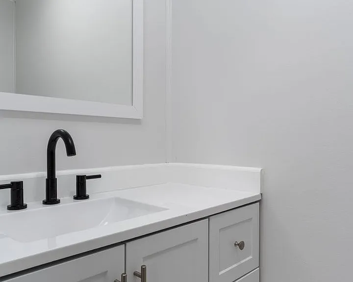 400 Derby Ln #2 — Photo 22