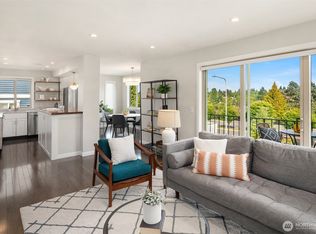 6519 35th Ave NE APT 201, Seattle, WA 98115