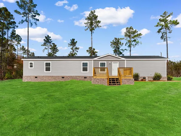 141 Feather Dr, Georgetown, SC 29440