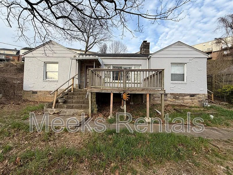 1418 Ravinia Rd
