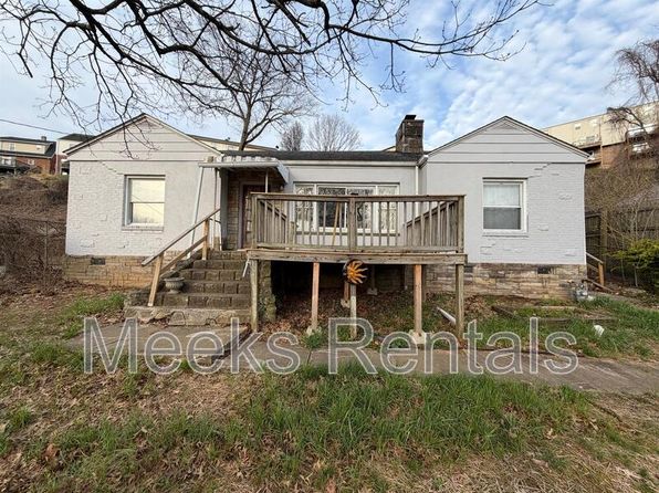 1418 Ravinia Rd