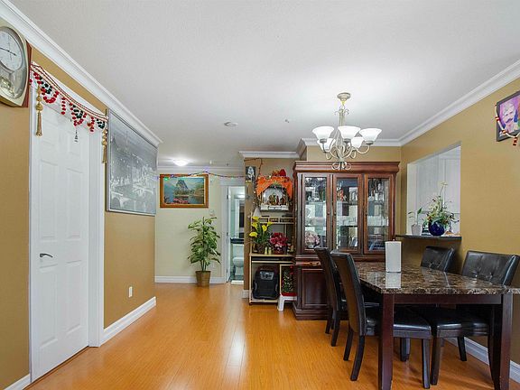 4th image of 12739 72nd Ave #401
