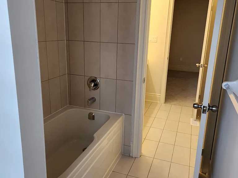 322 Boundary Blvd #MAIN — Photo 27