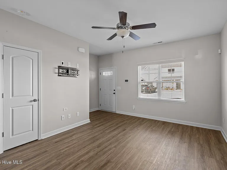 16 Catalina Cir #16 — Photo 22