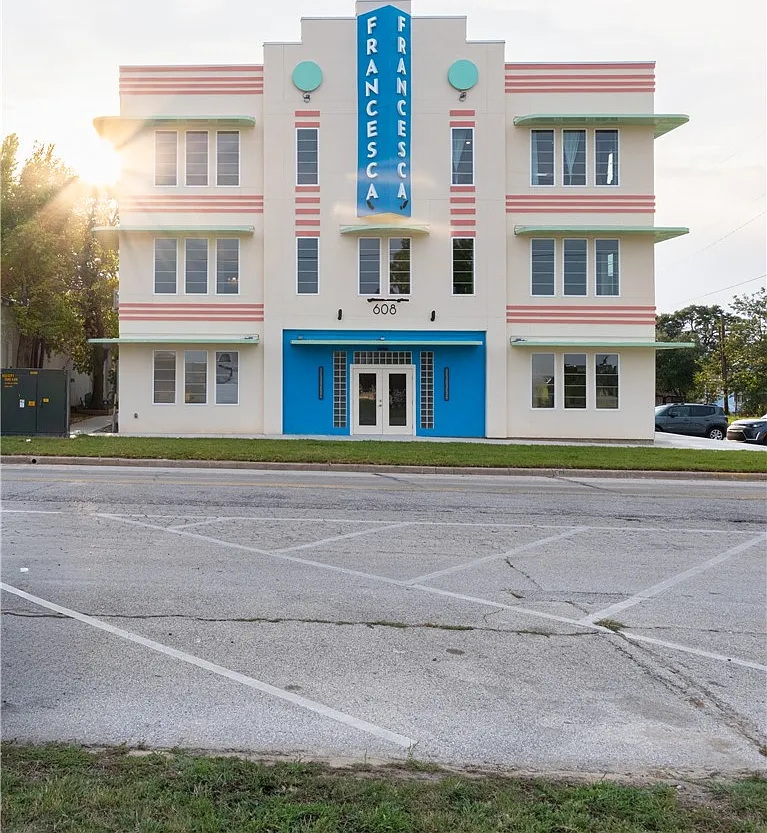 1 bed, 771 sqft, $1,400 — Photo 1