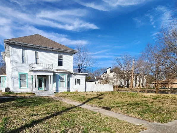 2206 Park St, Greenville, TX 75401