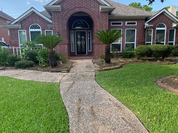7411 Tranquil River Dr