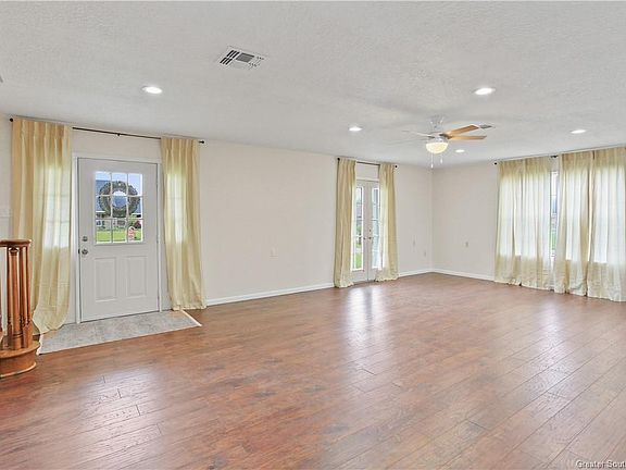 5th image of 1905 Deepwoods Dr