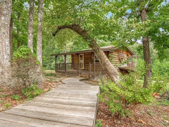 935 Whippoorwill Rd, Corbin, KY 40701