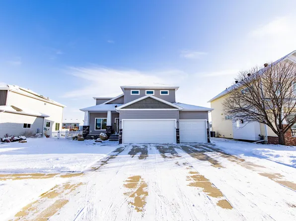 3479 Loberg Ln, West Fargo, ND 58078