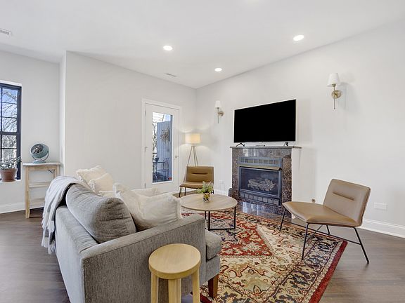 3rd image of 3520 S King Dr APT 2N