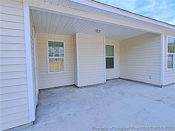 204 Feathers Ln — Photo 38