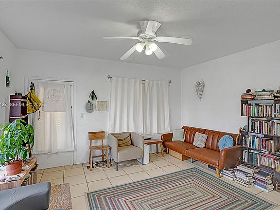 2nd image of 8420 Byron Ave APT 7
