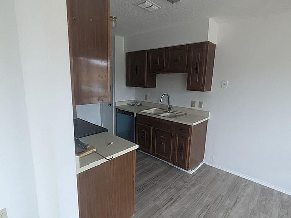 4th image of 8113 Foxfire Ln APT D