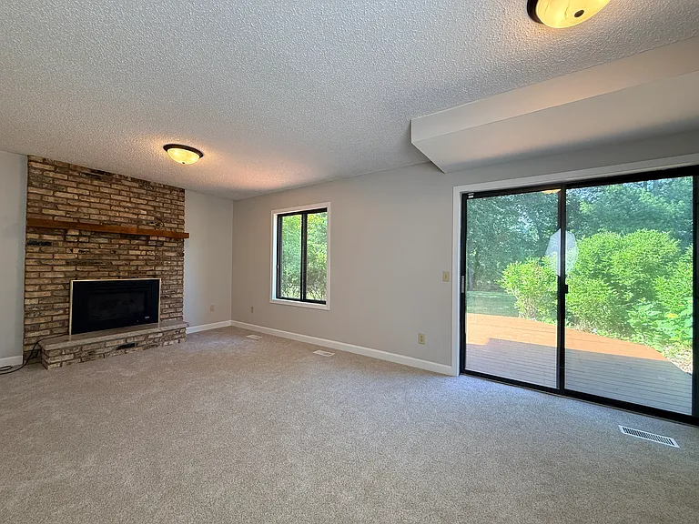4601 Saddlewood Dr — Photo 21