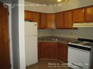 8700 S Merrill Ave APT 3A, Chicago, IL 60617