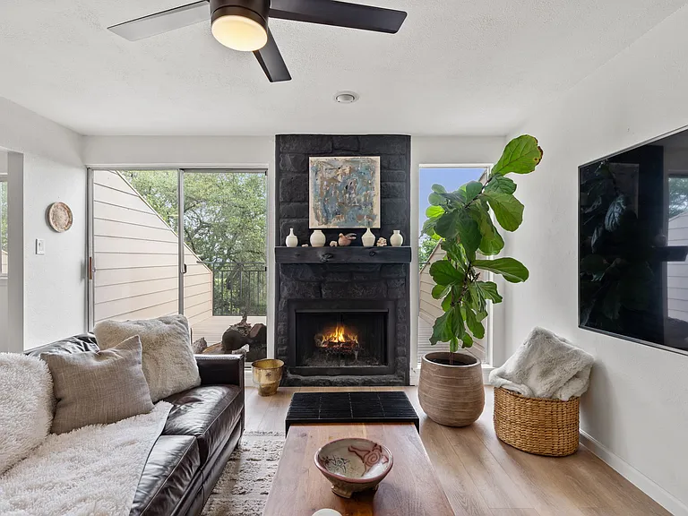 307 Poker Chip #125 — Photo 7