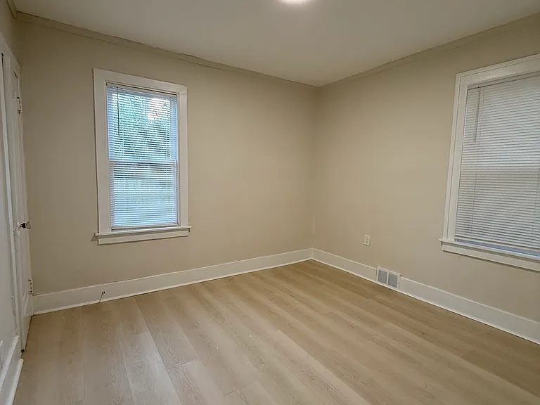 5075 Somerset Ave #1-2 — Photo 4