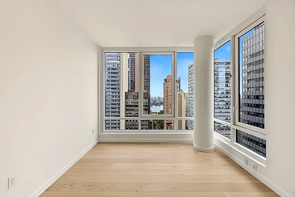 Living room, photo 9