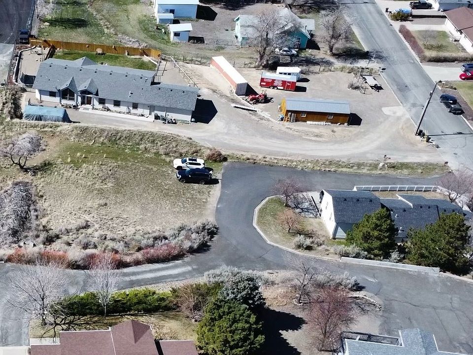 2nd image of 457 Washington Ave