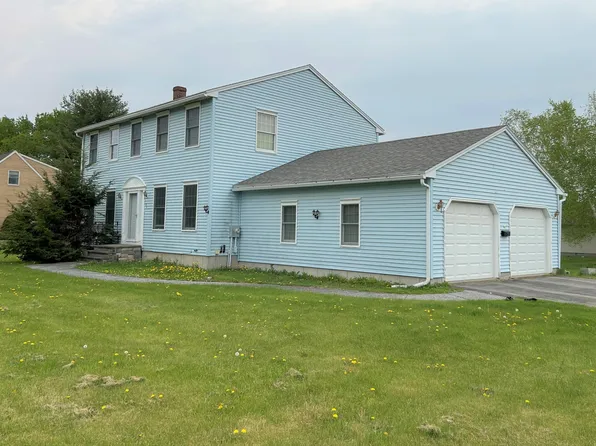 30 Forest Park, Waterville, ME 04901