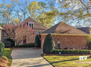 105 N Creek Cir, Fairhope, AL 36532