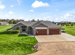 213 Firefly Dr, Yankton, SD 57078